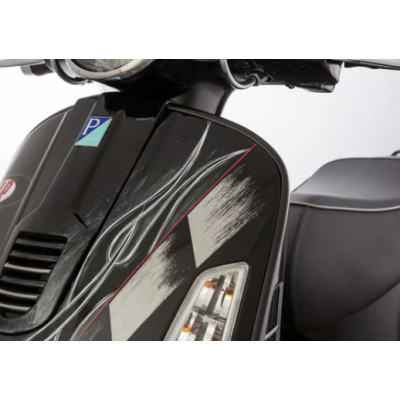 Bordón Embellecedor Derecho Vespa GT, GTS 125-300 -Negro Mate-