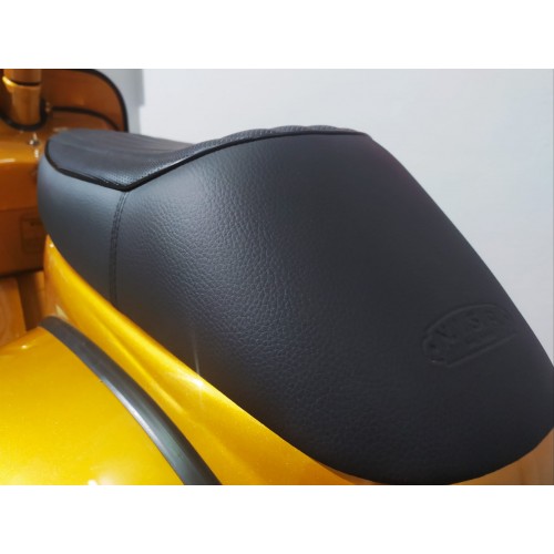 Asiento  Vespa DN, IRIS, PX, Sprint, GS y 160 -Cafe Racer Negro-